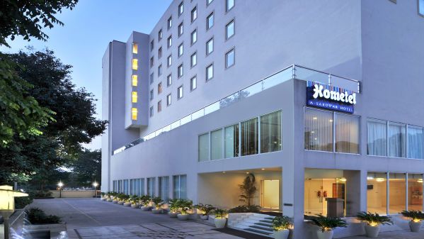 Hometel Chandigarh, Plot No 147, Hometel Chandigarh, A Sarovar Hotel, 148, Purv Marg, Industrial Area Pha