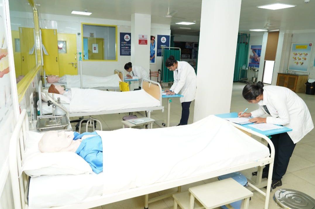Innovative Head-to-Toe Assessment Workshop at Chitkara University: Advancements in Medical Diagnostics