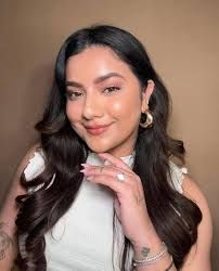 The Beauty Maven: Mrunal Panchal’s Journey as a Top Indian Influencer"