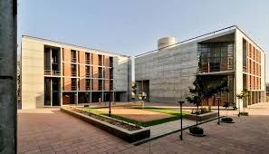 The Future of Education: Top 10 Architects Redefining IIM Ahmedabad's Campus