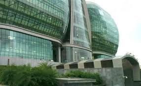 "Empowering Financial Institutions: The Role of OFSSL in IT Services"