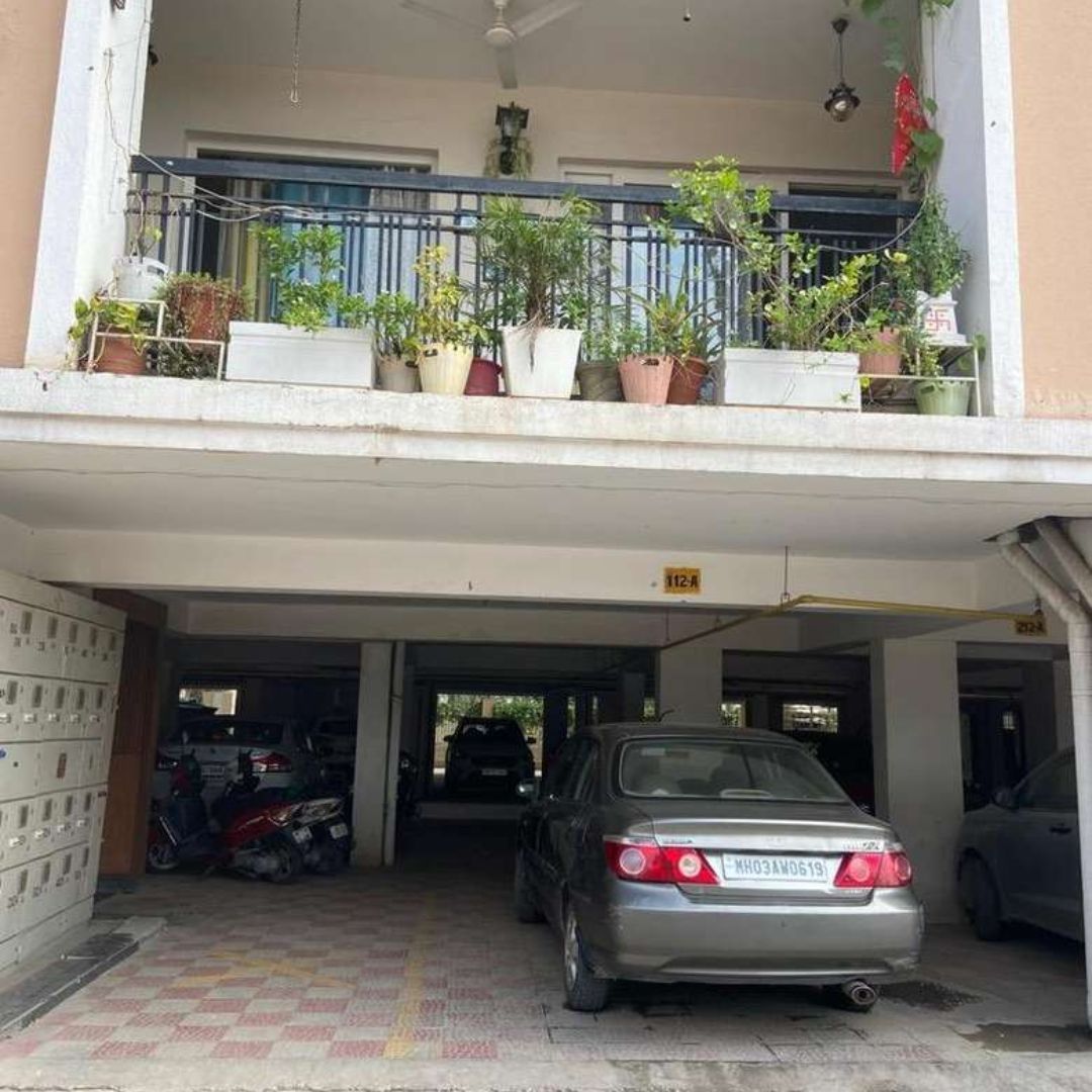 Stunning 3BHK Flat On The 1st Floor At SBP GOD, Patiala Road Main Highway