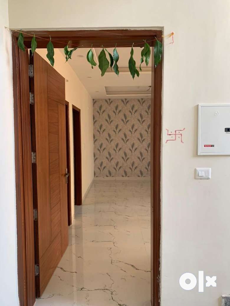 Spacious 2BHK Apartment for Rent: 2 Beds, 2 Baths, 1000 ft² in Sector 116, Mohali"