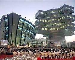 "Empowering Financial Institutions: The Role of OFSSL in IT Services"