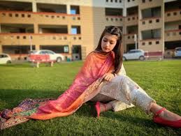 Amulya Rattan: Redefining Beauty Standards Among India’s Top Influencers