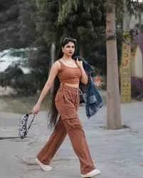 Top Indian Beauty Influencers: Spotlight on Yashi Tank