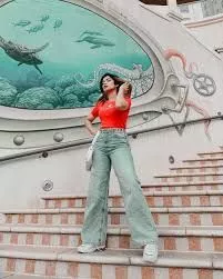 "Nagma Mirajkar: A Trailblazer Among India’s Top Beauty Influencers"