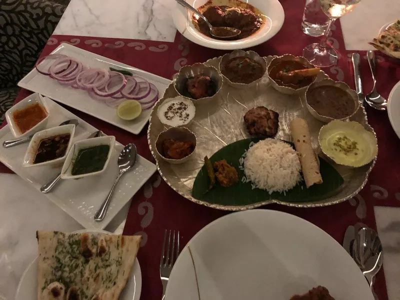 Dilli 32, Restaurant