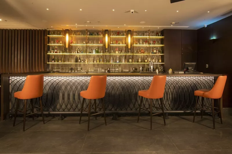 Lounge & Bar By Royal China