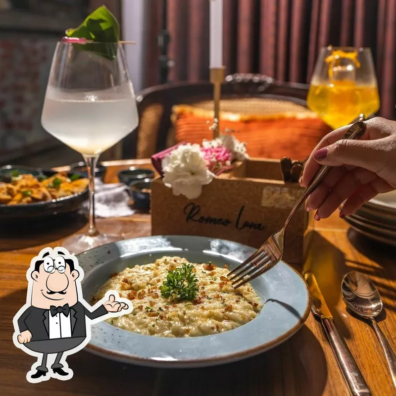 Romeo Lane Restaurant