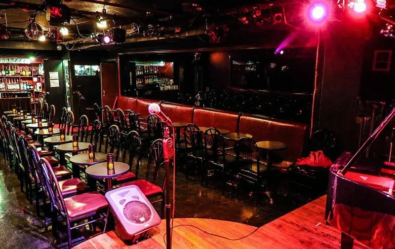 Don't Tell Mama Restaurant