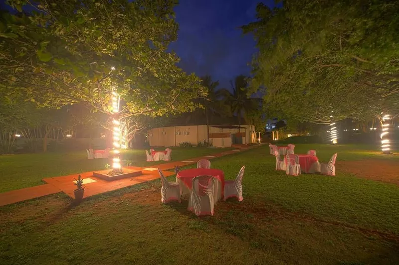 COUNTRY CLUB HOSPITALITY AND HOLIDAYS LTD.