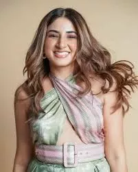 "Aashna Shroff: Shaping Beauty Narratives and Inspiring Self-Expression