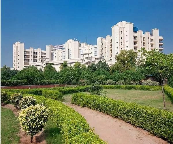 Apollo hospitals Delhi | Best Hospital in  South Delhi | Best Hospital in Delhi | Top Hospital in Delhi