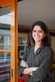 "Aashna Shroff: Shaping Beauty Narratives and Inspiring Self-Expression