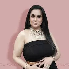 "Shaping Beauty Trends: The Journey of Parul Garg"