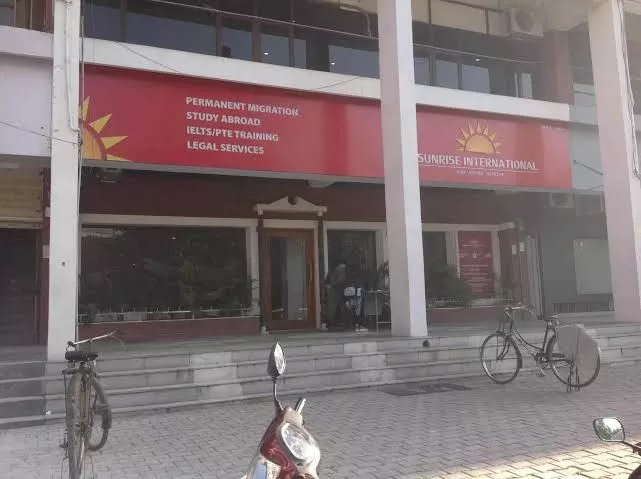 Sunrise immigration | Best immigration Consultants in Chandigarh | Top 10  consultant in Chandigarh