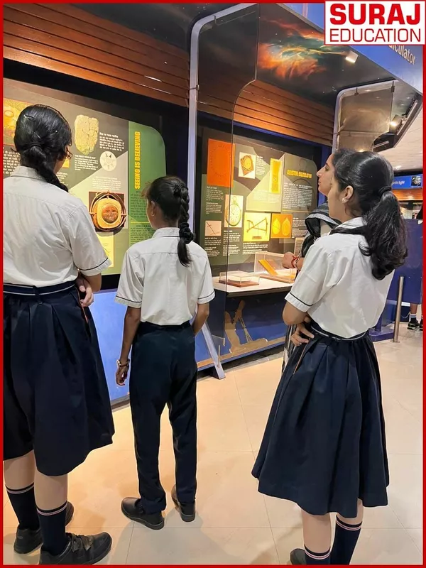 Suraj School Sector 56 Students Gain Insights from ISRO at Nehru Planetarium