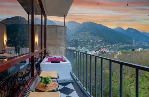 Echor Himalayan Aurum Manali | Best four star hotel in Manali | Luxury and comfortable stay