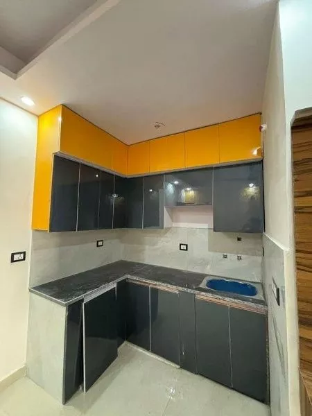 Ready-to-Move 2BHK Flat – 2 Beds, 2 Baths, 750 sq. ft. of Comfort"