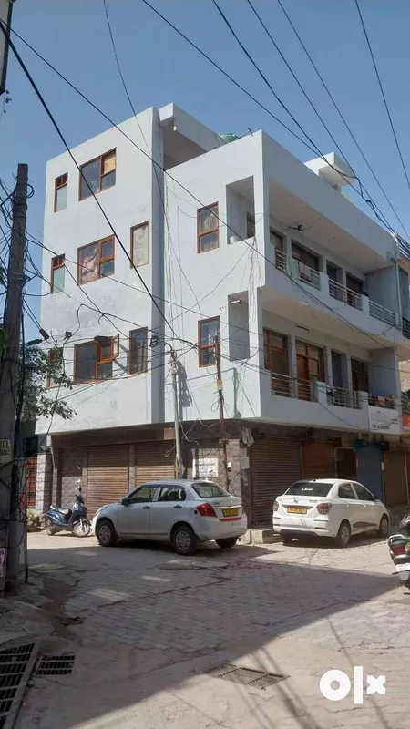 "Prime Corner Shop for Rent: Ground Floor Near Highway in Zirakpur"