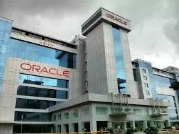 "Empowering Financial Institutions: The Role of OFSSL in IT Services"