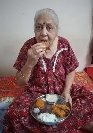 "Building Community at Omashram Trust: A Premier Choice for Seniors"