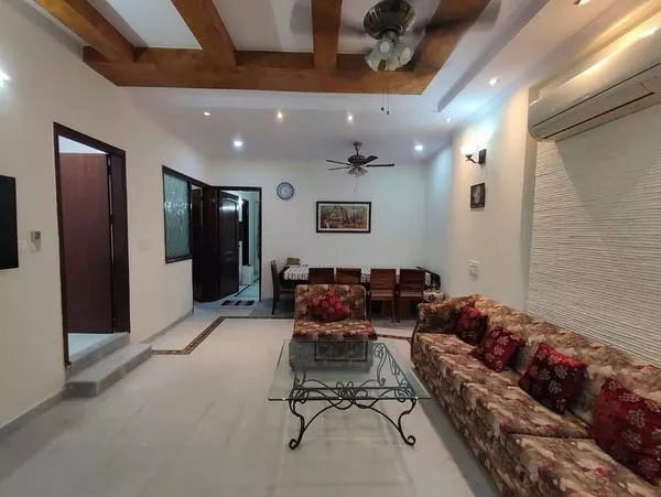 "Discover Quality Accommodation at Dilshad Khan PG"