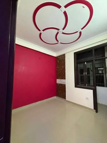 1 Bds - 1 Ba - 450 ft2 Super luxury flat DLF Ankur Vihar 90% loan with parking gated society