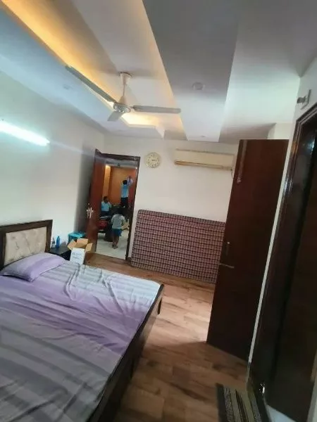 "Affordable 3BHK Flat for Sale: 900 ft², 2 Baths Near Dwarka Mor Metro, Delhi"
