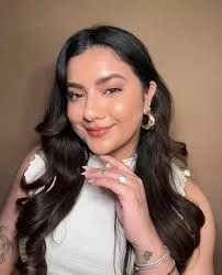 The Beauty Maven: Mrunal Panchal’s Journey as a Top Indian Influencer"