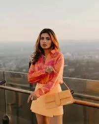 "Unveiling Beauty: Aashna Hegde’s Journey to Influencer Stardom