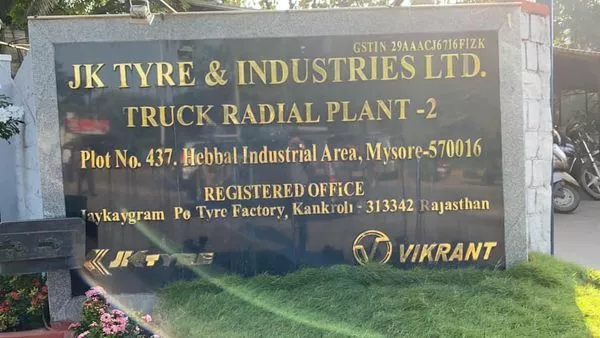 Aggarwal Automotives: Leading Spare Parts Dealer for All Vehicle Brands"