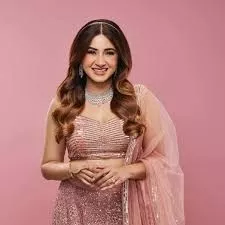 "Aashna Shroff: Shaping Beauty Narratives and Inspiring Self-Expression