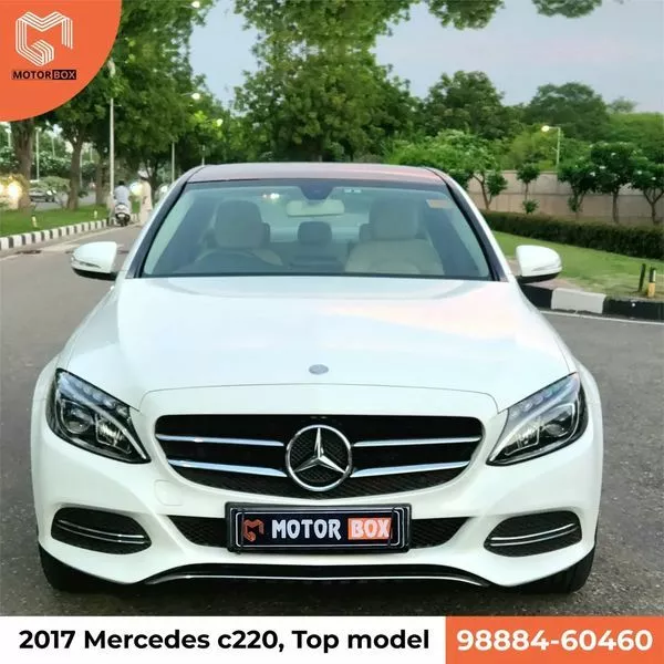 "Motor Box Car Dealer: Your Destination for New and Used Cars"