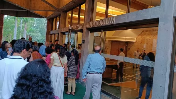 "Discover the Magic of Acting with Antraal's Drama Club!"