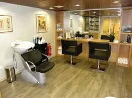 Cuts and bangs unisex Salon | Best Salon in Mohali | Best Salon in Tricity
