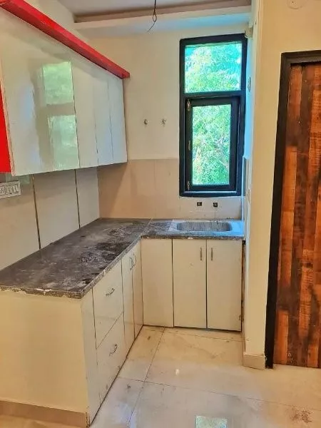 Cozy 1 BHK Flat in DLF Ankur Vihar, Loni – 500 Sq. Ft. of Comfortable Living"