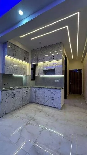 "Spacious 2 BHK Semi-Furnished Flat in DLF Ankur Vihar, Loni – 700 Sq. Ft. of Comfort"