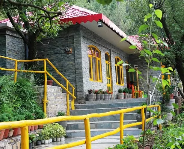 Sherpa Eco Resort | Best family hotel in Solan | top hotels in Solan |