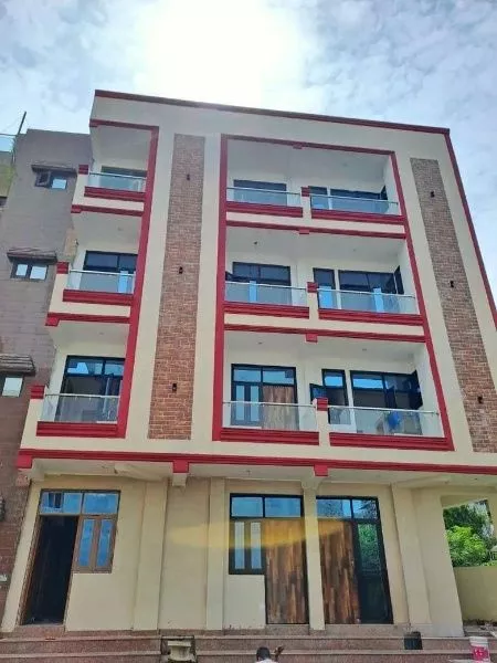 Cozy 1 BHK Flat in DLF Ankur Vihar, Loni – 500 Sq. Ft. of Comfortable Living"