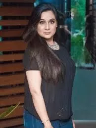 "Shaping Beauty Trends: The Journey of Parul Garg"