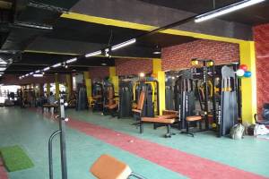 "Introducing Our Multi Press Machine: Top-Quality Sports Equipment by FZ Sports from Dera Bassi!" - Gyms in India