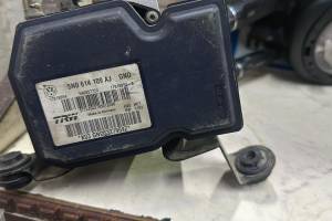 Top-Notch Spare Parts for Your Vehicle at Car Parts Noida"