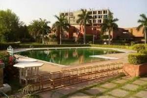 Hot Millions North Park Resort | Best wedding resort in Chandigarh | Luxury wedding resort in Chandigarh - Wedding Planners in India