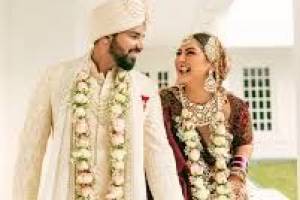 Anmol Bhatia: Connecting Beauty and Community in the Digital Age" - Influencers in India