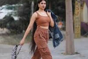 Top Indian Beauty Influencers: Spotlight on Yashi Tank - Influencers in India