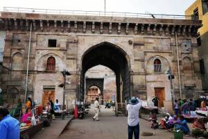 lal darwaja, Historical place - Vouchers / Coupons in India