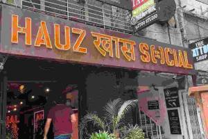 Hauz Khas Social Pub and Bar - Restaurant Deals in India