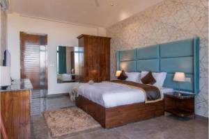 The BlackPearl Hillcrest hotel - Hotel Deals in Parwanoo